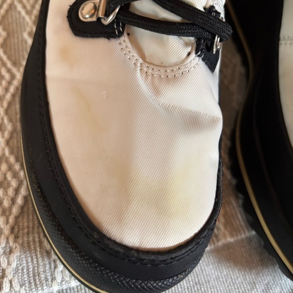 Cougar Waterproof Layne Wedge Winter Boots Size 7. Black and White. - Picture 3 of 12